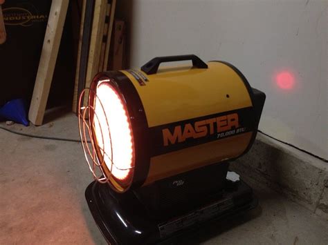 Master MH-70-SS Portable 70,000 BTU Radiant Kerosene Heater - Review ...