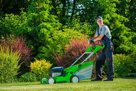 Professional Lawn Mowing | Evergreen Turf Sod | Evergreen Turf Sod