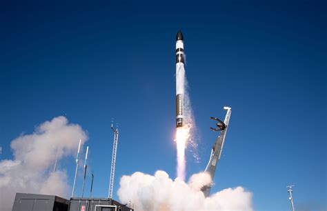 Rocket Lab returns to flight with a successful launch of a Capella ...