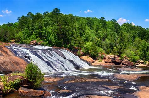 9+ Georgia State Parks With Waterfalls Begging You To Visit