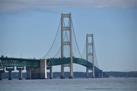 HistoricBridges.org - Mackinac Bridge Photo Gallery