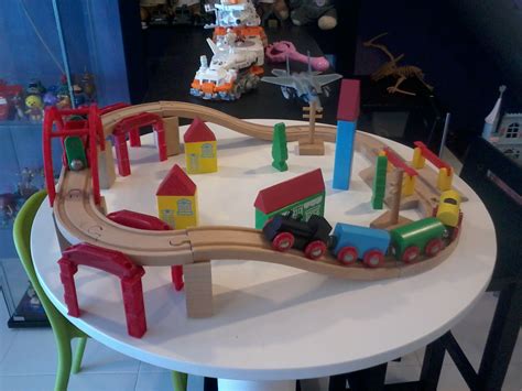 aliff preloved store: wooden train set