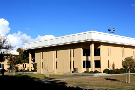 Wood Wiley & Jebian - Reedley College Library