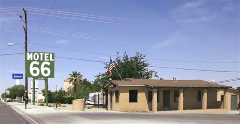 The sad old motels of Barstow, California | Boing Boing