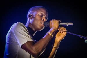 Top 10 Daniel Caesar Songs - ClassicRockHistory.com