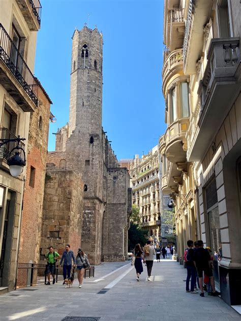 Barcelona's Old Town: the Four Barrios, Including The Gothic Quarter ...