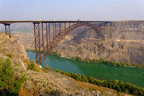 Perrine Memorial Bridge over the Snake River in Twin Falls, Idaho | Tom ...