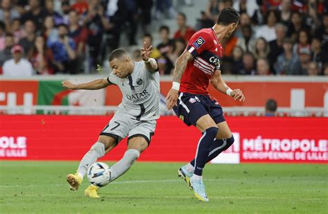 PSG hand out a thrashing after scoring in eight seconds at Lille | Reuters