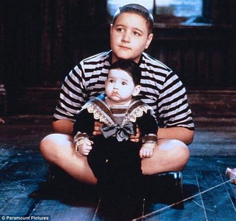 Pugsley and Pubert from 'Addams Family Values'. | Addams family halloween costumes, Family ...