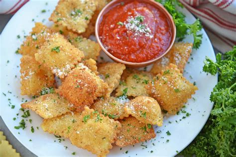 Cheesy Cheesy Fried Ravioli | Easy Italian Appetizer Recipe