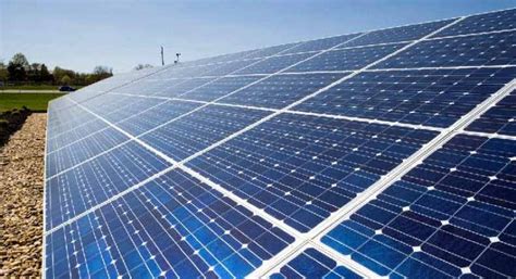 Top 50 Solar Panels Manufacturers in India | Bigumbrella