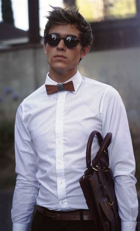 30 Bow Tie Fashion Ideas For Men To Look Stylish