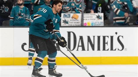 Sharks Defenseman Mario Ferraro Exits Game With Upper-Body Injury