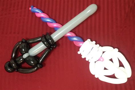 Unique Balloon Swords Tutorial | Balloon sword, Balloons, Balloon sculptures