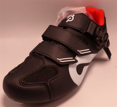 PELOTON BLACK/WHITE US MEN 7 WMN 9 EU 40 CYCLING SHOES PL-SH-B-40 | MDG ...