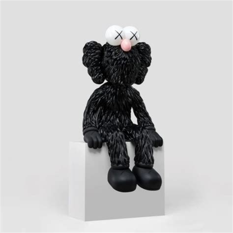 KAWS Seeing Black (BFF Lamp) 2020 – Kaws-Shop