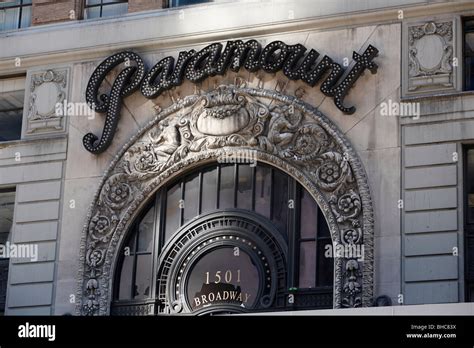 Paramount building new york hi-res stock photography and images - Alamy