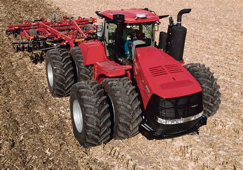 Steiger pulls ahead in race for tractor power | The Western Producer