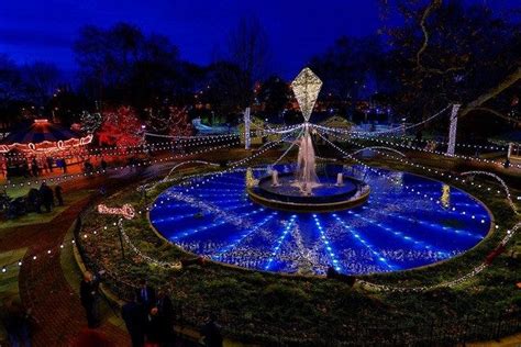 Electrical Spectacle at Franklin Square is one of the very best things to do in Philadelphia