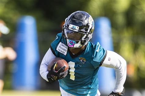 Travis Etienne Jr. status: Will Jaguars RB play in Hall of Fame Game? - DraftKings Nation