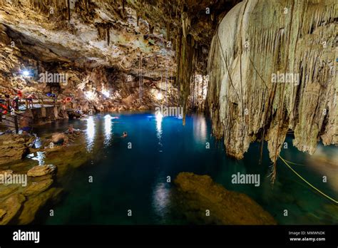 The blue hole stalactites hi-res stock photography and images - Alamy