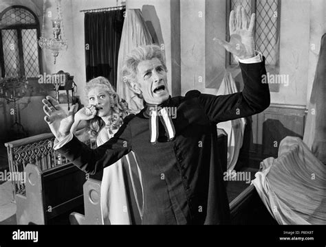 Scars of Dracula (1970) Michael Gwynn, Jenny Hanley, Date: 1970 Stock Photo - Alamy