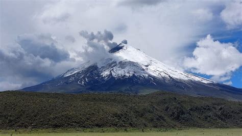 Cotopaxi: Living under the shadow of an active volcano - Guide Ecuador ...