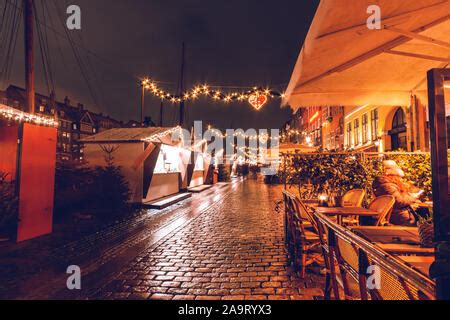 Nyhavn, Christmas Market, Copenhagen Stock Photo - Alamy