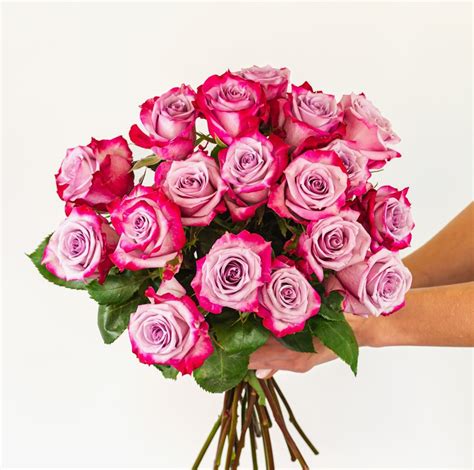 Bouquet of Roses Delivery | Send Roses | BloomsyBox