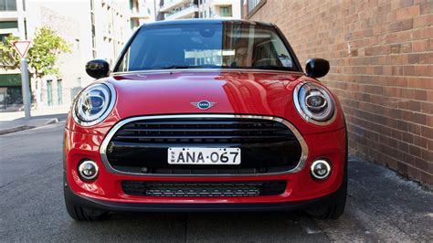 2020 MINI Cooper 5-Door Review | DiscoverAuto