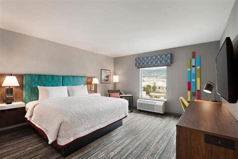 10 Best Hotels in Kelowna to Stay At and Enjoy the Views