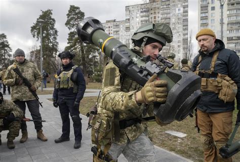 Lesson from a year at war: In contrast to the Russians, Ukrainians ...