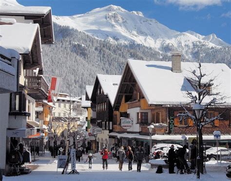 Luxury Ski Holidays Austria - How to Choose Between Lech and St Anton