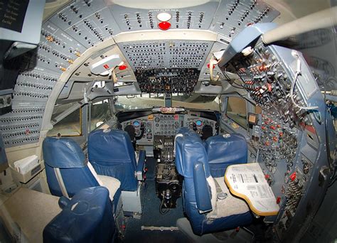 USA - Air Force Boeing VC-137C (707-353B) (62-6000) **Air Force One Cockpit** | Flickr - Photo ...
