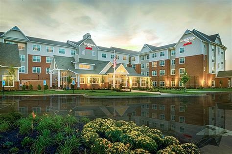 RESIDENCE INN BY MARRIOTT KANSAS CITY AT THE LEGENDS $122 ($̶1̶3̶5̶) - Prices & Hotel Reviews