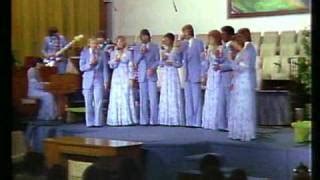 Heritage Singers / "We've Come This Far By Faith" (live) Chords - ChordU