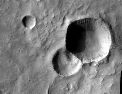 Triple and Double Craters on Mars - Universe Today