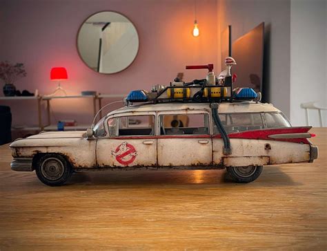 Playmobil Ghostbusters Ecto-1 toy receives highly detailed makeover, looks like high-end ...