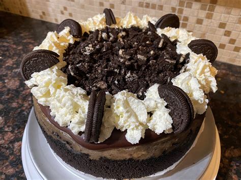 Oreo Fudge Cheesecake - Cella's Kitchen