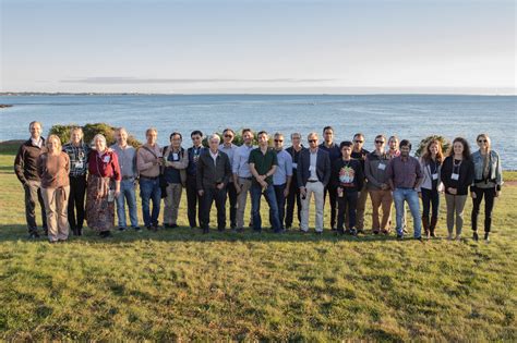 Dierssen Hosts the NASA PACE Science Team at Avery Point | Marine Sciences