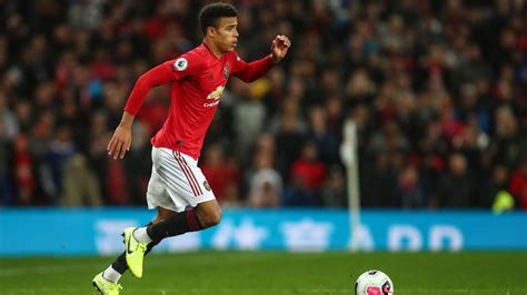 Manchester United's Greenwood injured, pulls out of England U21s - ESPN