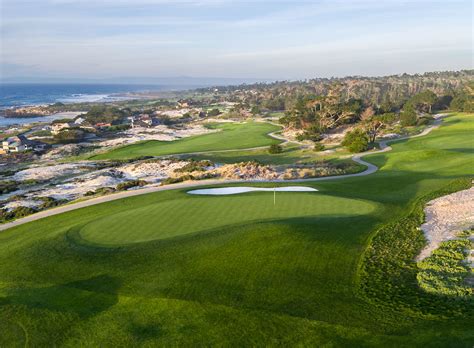 Spyglass Hill Golf Course, Pebble Beach, California - Golf course information and reviews.