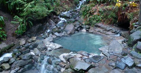 Top hot springs in Oregon