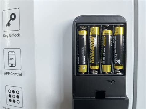 News - How to Choose the Right Battery for Smart Locks?