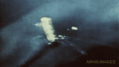 Dogfights From Deadly Skies of WW2 Pacific Battles (22 gifs)