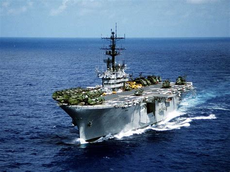 USS Iwo Jima (LPH-2) - Wikiwand