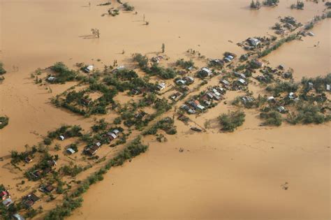 Typhoon Ketsana (Ondoy) - Photos - The Big Picture - Boston.com