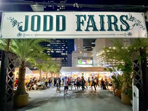 Jodd Fairs Night Market Guided Walking Tour - KKday