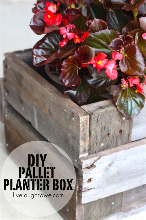 Pallet Planter Box: DIY Project - Live Laugh Rowe