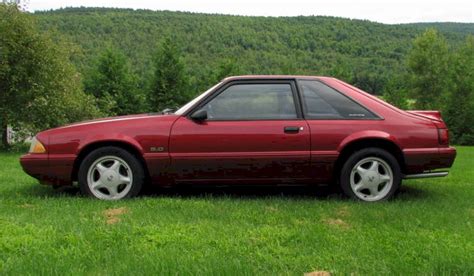 Electric Red 1993 Ford Mustang Hatchback - MustangAttitude.com Photo Detail